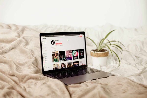 Les étapes essentielles pour lancer une campagne de marketing d'influence.